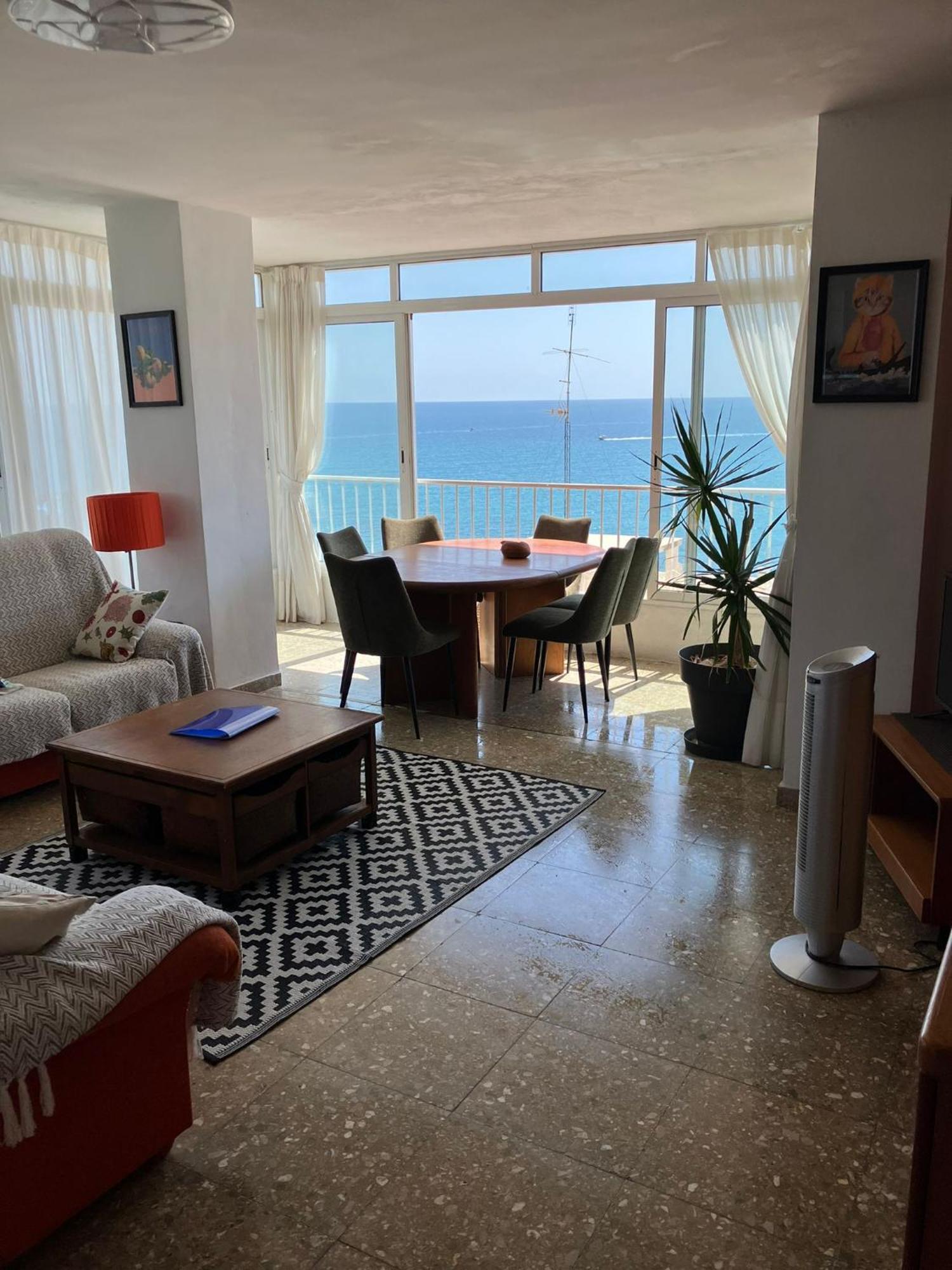 Tahiti Dreams Apartment El Campello Bagian luar foto